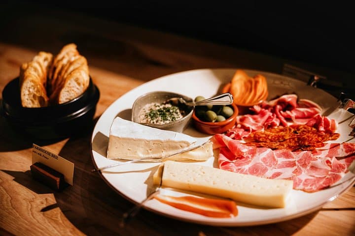 Milan Private Food Tasting, Duomo & Hidden Gems Tour — photo 1 of 13