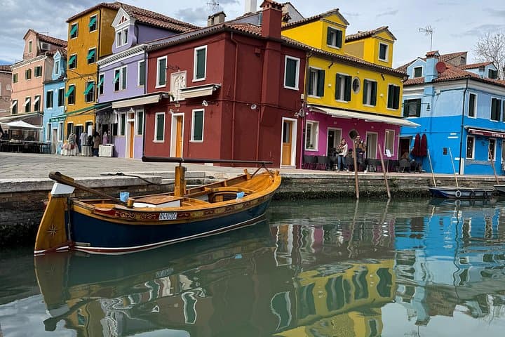 Venice: Murano, Burano and Torcello Vintage Boat Tour — photo 1 of 18