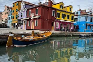 Venice: Murano, Burano and Torcello Vintage Boat Tour