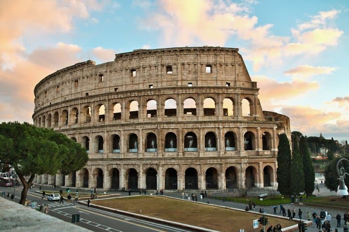 Rome: Colosseum with Arena Floor, Forum and Palatine Guided Tour — photo 1 of 24