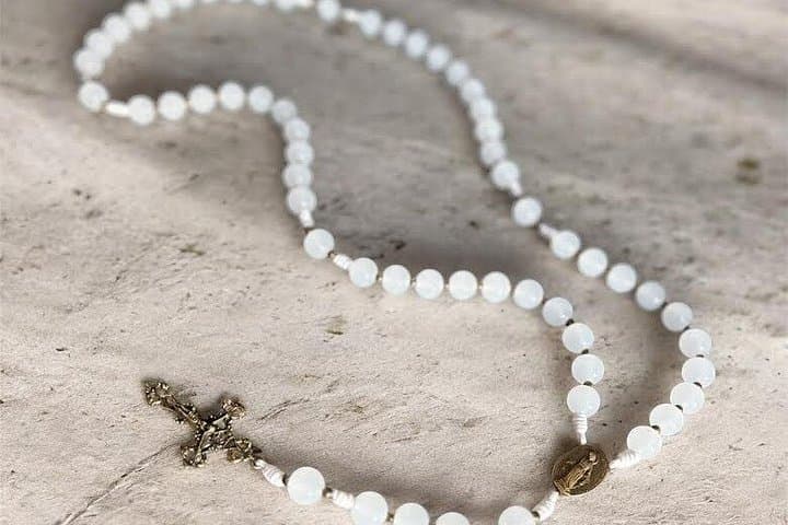 Rosary Making Workshop in Rome — photo 1 of 4