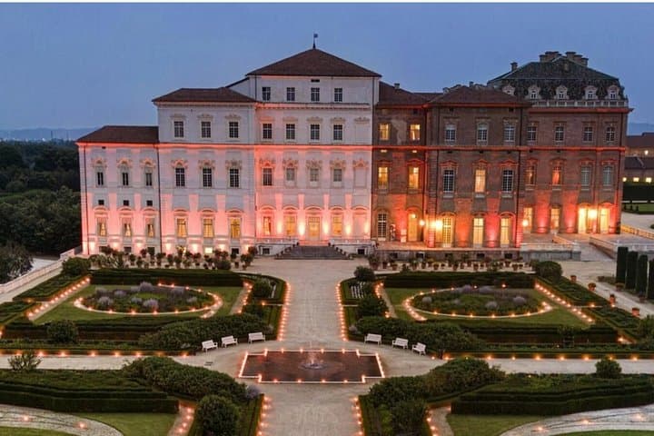 Torino: Tour guidato Reggia di Venaria con trasporto — photo 1 of 6