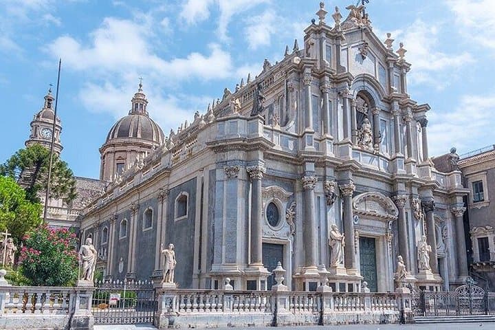 Catania From the Black Colosseum to the Ursino Castle — photo 1 of 5