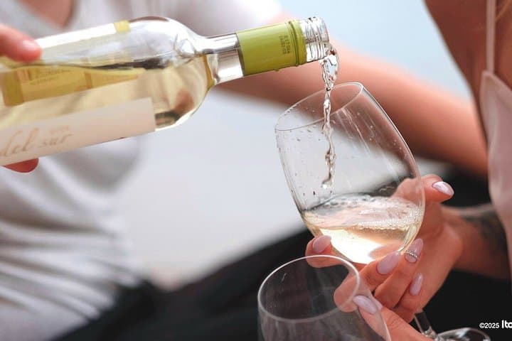 Private Tour: Trani walking tour with Moscato wine tasting — photo 1 of 26