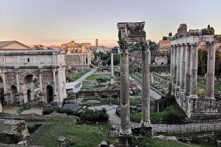 Understanding Rome Private Walking Tour — photo 1 of 19