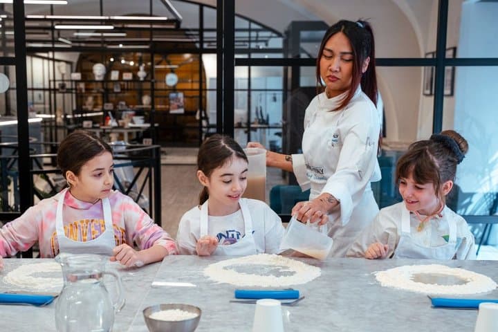 Rome Pizza or Pasta Cooking Class Gelato Tasting & Unlimited Wine — photo 1 of 20