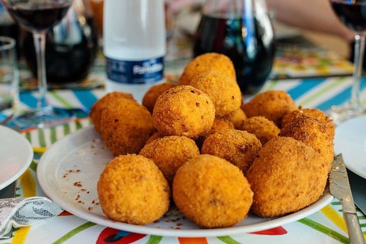 Secret Garden Arancino Making Class in Taormina — photo 1 of 11