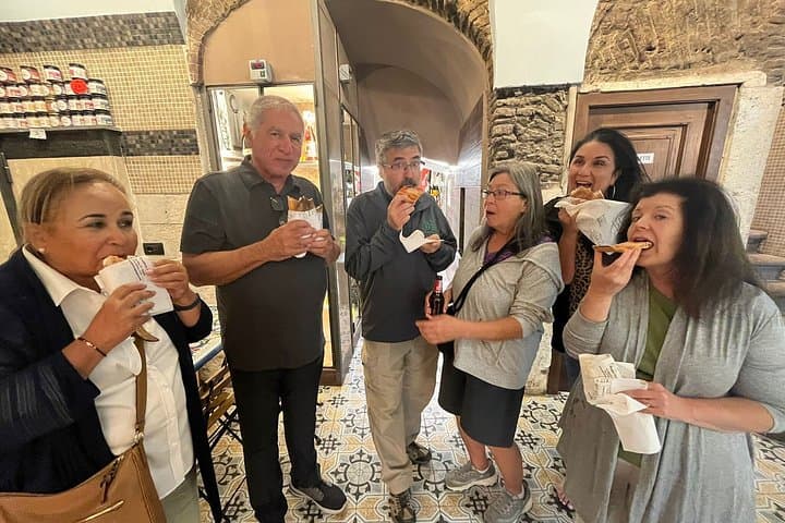 Rome: 4-Hour Golf Cart Food Tour with Authentic Roman Tastings — photo 1 of 19