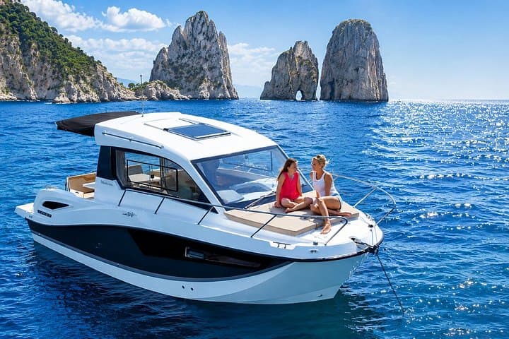 Private Boat Tour to Capri from Napoli — photo 1 of 10