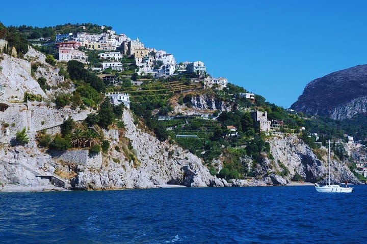 Private Boat Tour in the Amalfi Coast from Napoli — photo 1 of 10