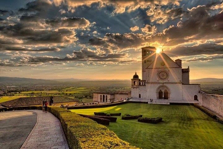 Assisi Private Chauffeur Service Round Trip from Rome — photo 1 of 6