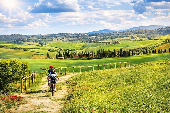 From Certaldo: Full-Day E-Bike Rental in Tuscany — photo 1 of 13