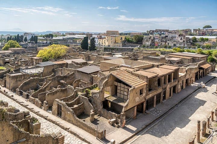 Herculaneum Half Day Tour from Sorrento with Tickets Included — photo 1 of 8