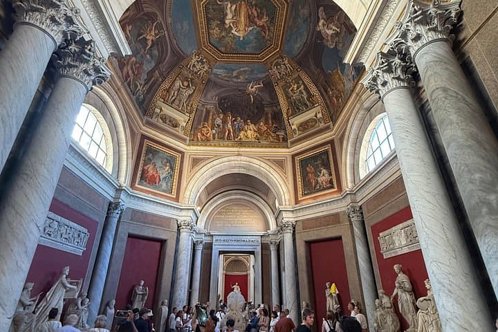 Vatican Museums & Sistine Chapel with Breakfast — photo 1 of 4