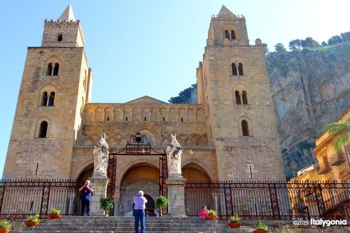 Cefalù private tour: stunning Byzantine mosaics of the cathedral — photo 1 of 10