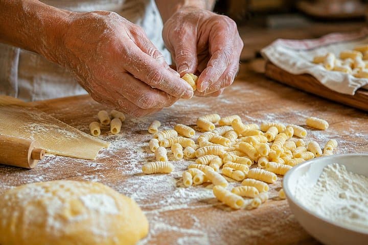 Sicilian Fresh Pasta cooking lesson Palermo — photo 1 of 8