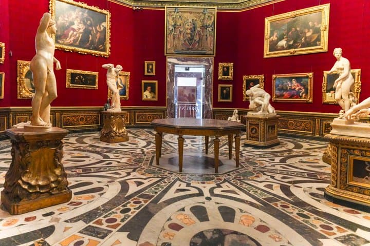 Uffizi Gallery Fast Track Audio Guide or Small Group options — photo 1 of 10