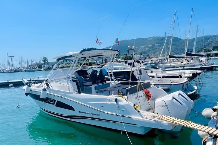 One-Day Cruise to the Cinque Terre with Private Boat — photo 1 of 21