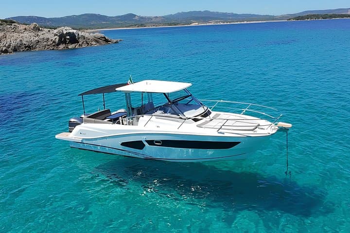 Private Boat Tour of the Archipelago of La Maddalena West Side — photo 1 of 12