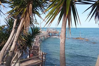 Discover the Trabocchi Coast in Abruzzo with a typical lunch
