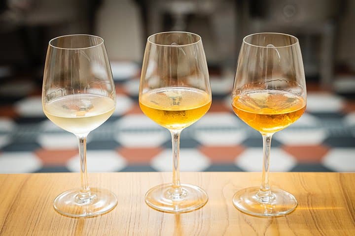 Heroic Wine Tasting in Vernazza — photo 1 of 9