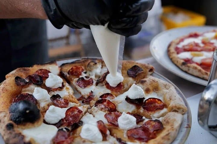 Private Pizza Making Experience at Your Accomodation in Tuscany — photo 1 of 5