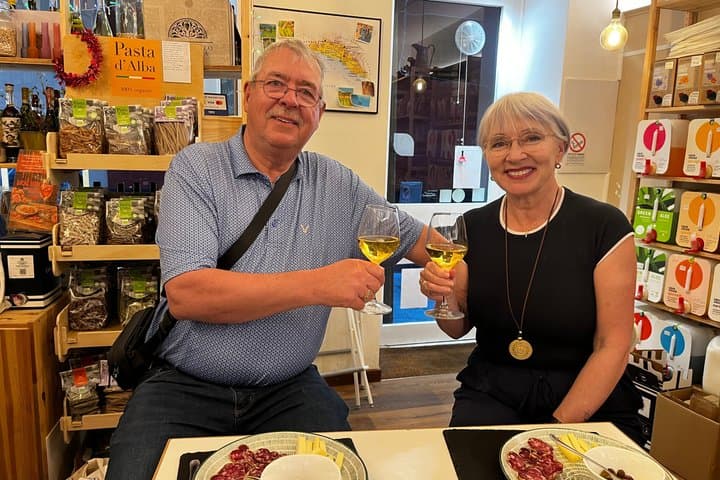 Genoa & Portofino: Luxury Brut Vermentino Underwater Wine — photo 1 of 8