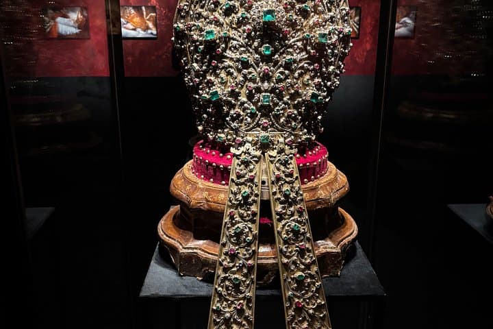 Naples Cathedral and Treasure Museum — photo 1 of 10