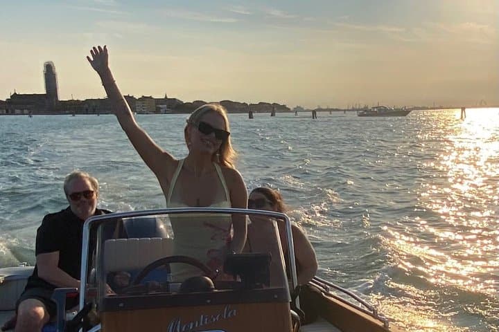 Venice Lagoon Private Sunset Tour — photo 1 of 30