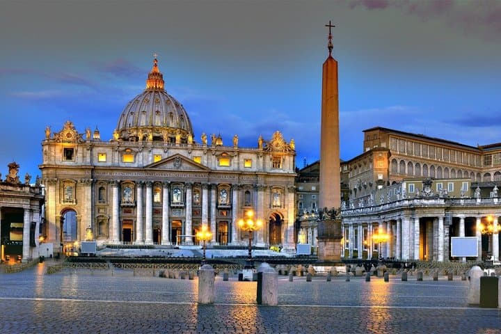 St. Peter Basilica Tour with Expert Guide and Optional Dome — photo 1 of 6