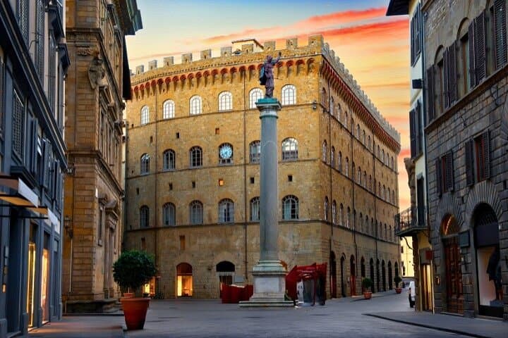 Florence Dark Mysteries and Legends Self Guided Walking Tour — photo 1 of 8