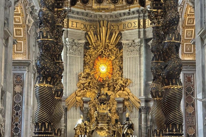 Rome St. Peters Basilica Guided Tour & Dome — photo 1 of 10