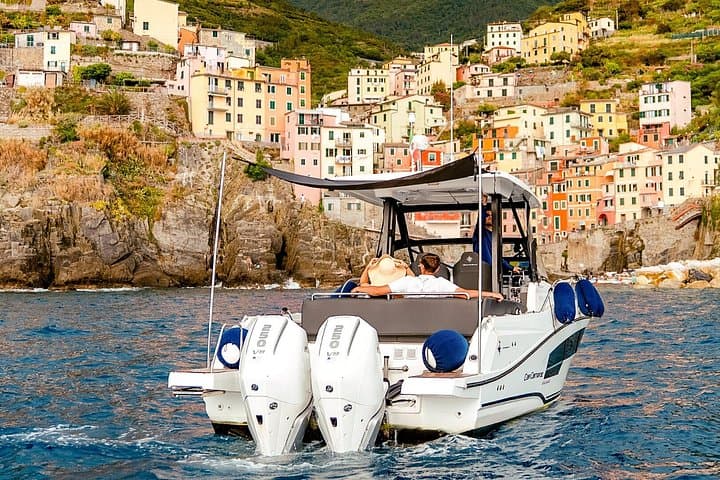Private Boat Tour Cinque Terre & Gulf of Poets - Full day — photo 1 of 18