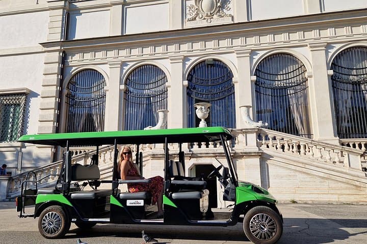 Rome Golf Cart Tour with Gelato Tasting and Iconic Landmarks — photo 1 of 7