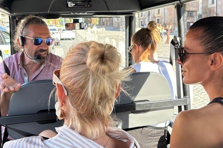 Rome Golf Cart Tour Major Highlights and Panoramic Views 90 min — photo 1 of 4