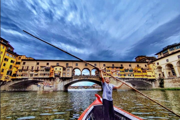 Florence Gondola Boat Tour Experience — photo 1 of 7