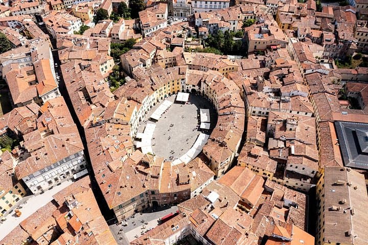 Lucca Self Guided Walking Tour Towers and Ramparts — photo 1 of 9