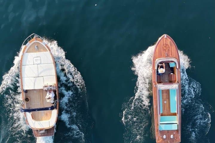 Guided 1 Hour and a Half Private Boat Tour on Lake Como — photo 1 of 11