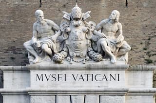 Vatical Museums & Sistine Chapel Skip-the-Line Fast-Track Ticket