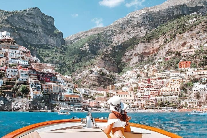 Private boat tour of Positano and Amalfi coast from Capri — photo 1 of 8