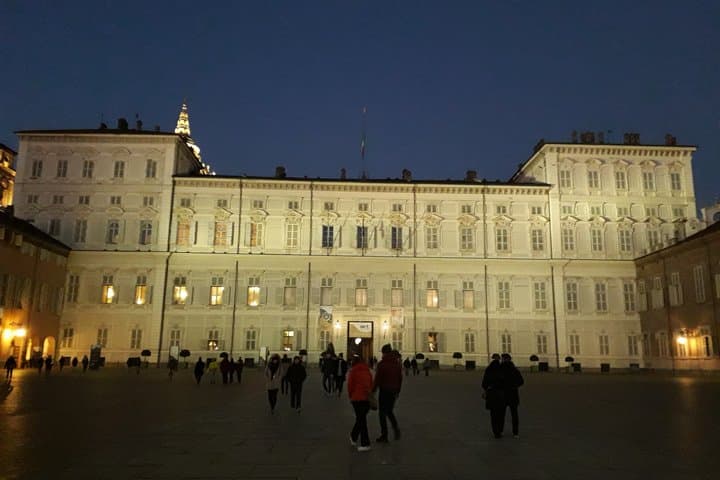 Turin reveals an unconventional guided tour — photo 1 of 13