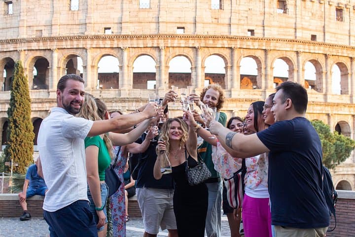 Rome Nightlife Party Tour in Monti District with Local Drinks — photo 1 of 5