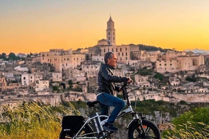 Discovering the hidden treasures of Matera in and bike — photo 1 of 19