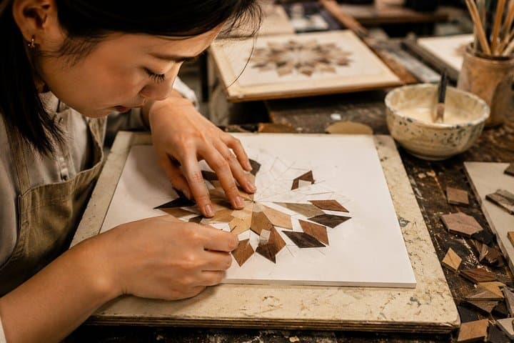 Traditional Florentine Wood Inlay Workshop — photo 1 of 7