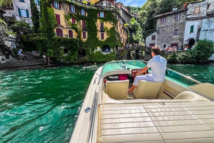 Boat Tour on Lake Como with Iconic and Luxury Boat — photo 1 of 28