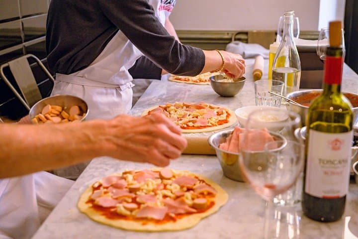 The Italian Way: Pizza and Gelato Class with Unlimited Wine — photo 1 of 17