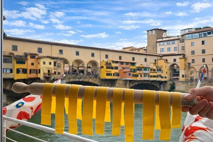 Florence Pasta and Wine Workshop near Ponte Vecchio — photo 1 of 4