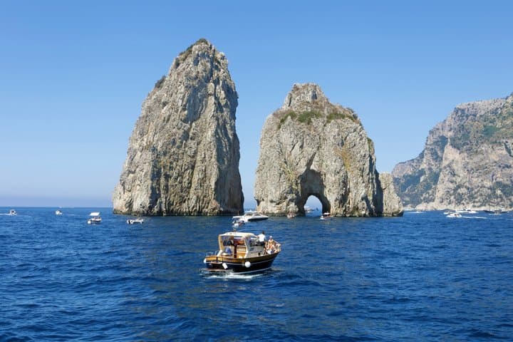 Capri Boat & Land Tour from Sorrento with Limoncello Tasting — photo 1 of 20