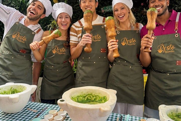 Mortar pesto lesson with World Champion and local Menu — photo 1 of 31