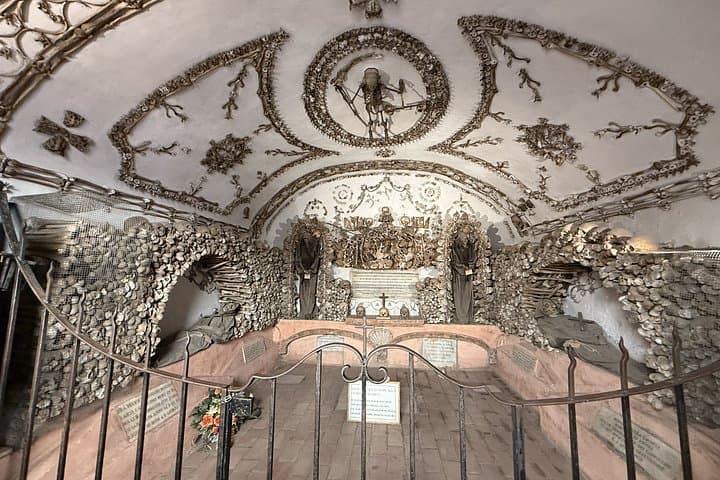 Capuchin Crypt Skip The Line Tickets with Audio Guide — photo 1 of 8